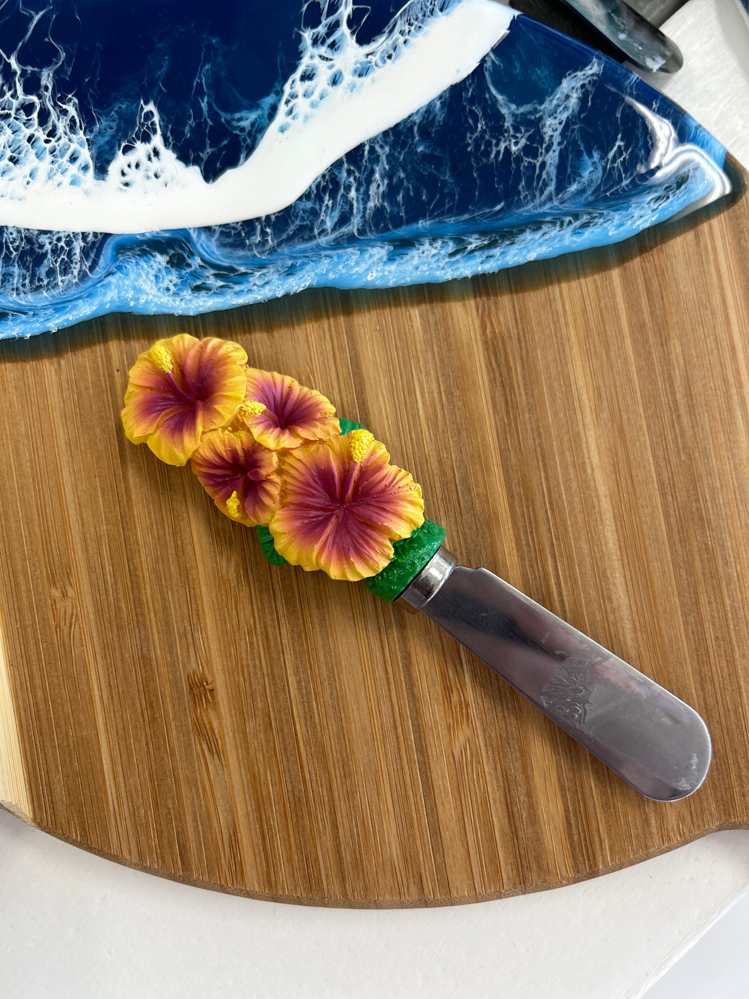 Assorted Resin Cheese Spreaders