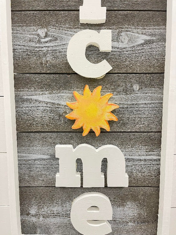 Wooden Welcome Décor w/Sun - Sunshine & Sweet Pea's Coastal Decor