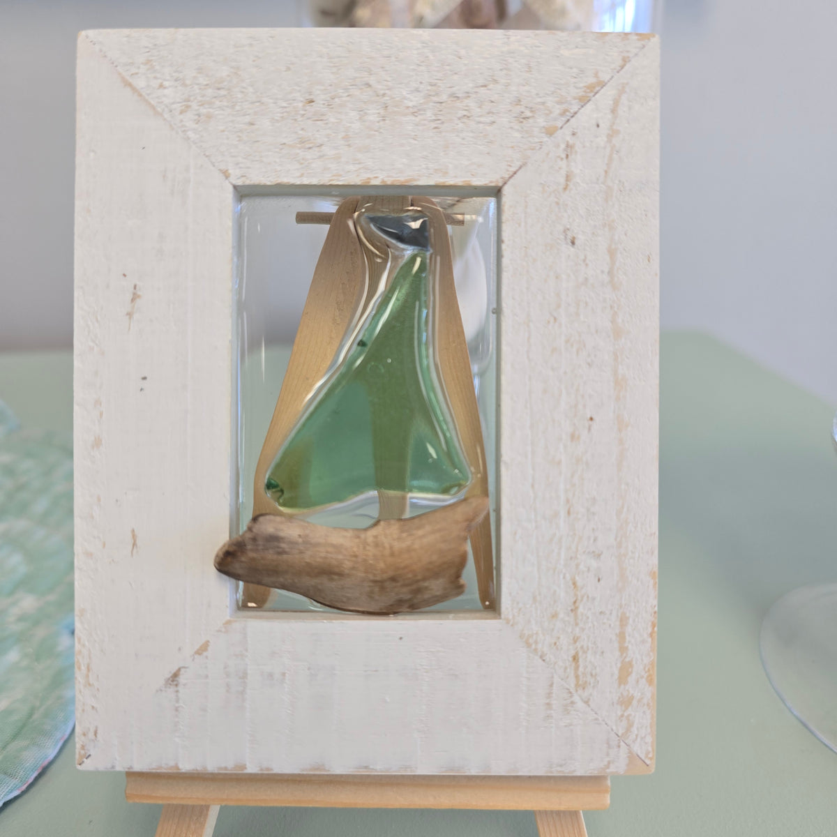 Assorted Mini Framed Resin Art w/ Wooden Easel