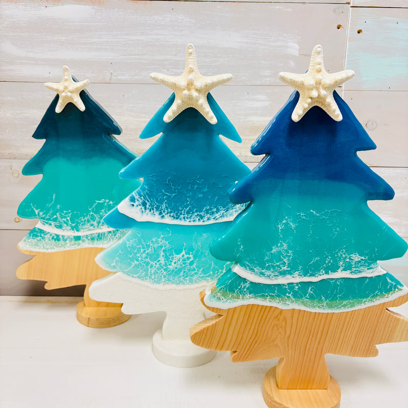 Resin Coastal Christmas Tree Table Setter
