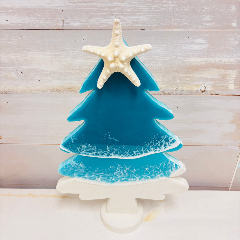Resin Coastal Christmas Tree Table Setter