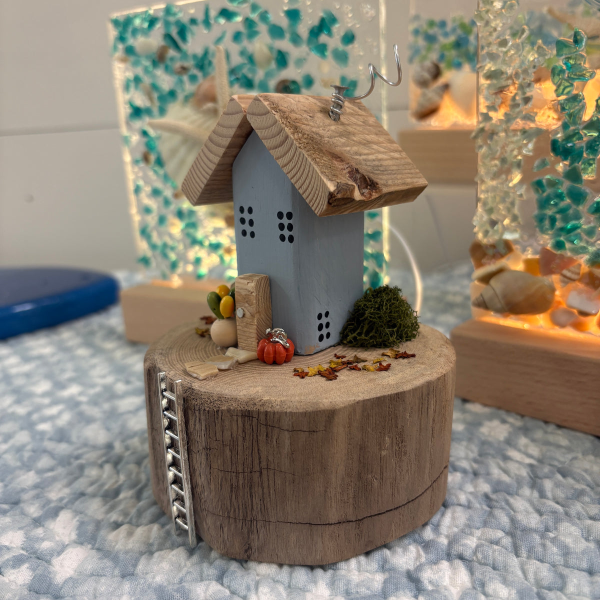 Fall Inspired Blue Driftwood Cottage