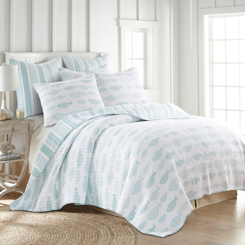 Aqua Breeze Coastal Quilt Set- Assorted Sizes