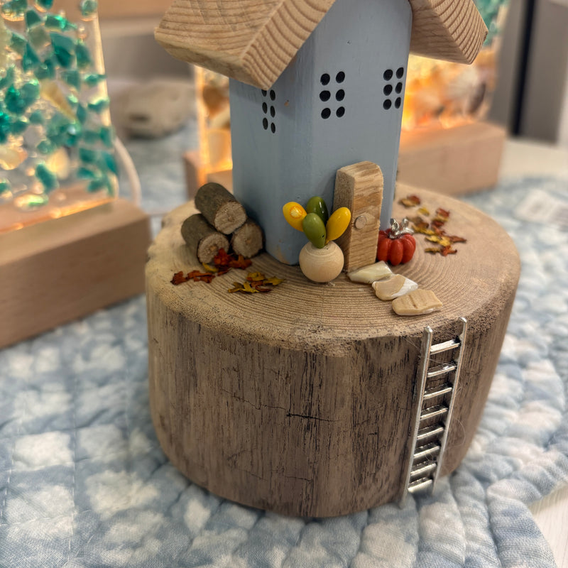 Fall Inspired Blue Driftwood Cottage
