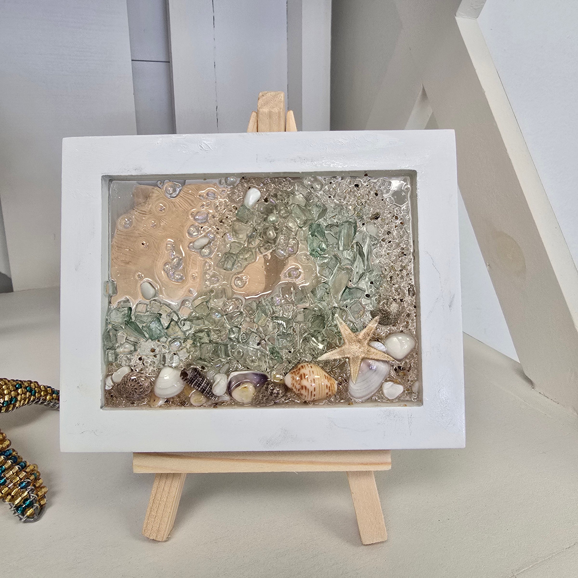 Assorted Mini Framed Resin Art w/ Wooden Easel