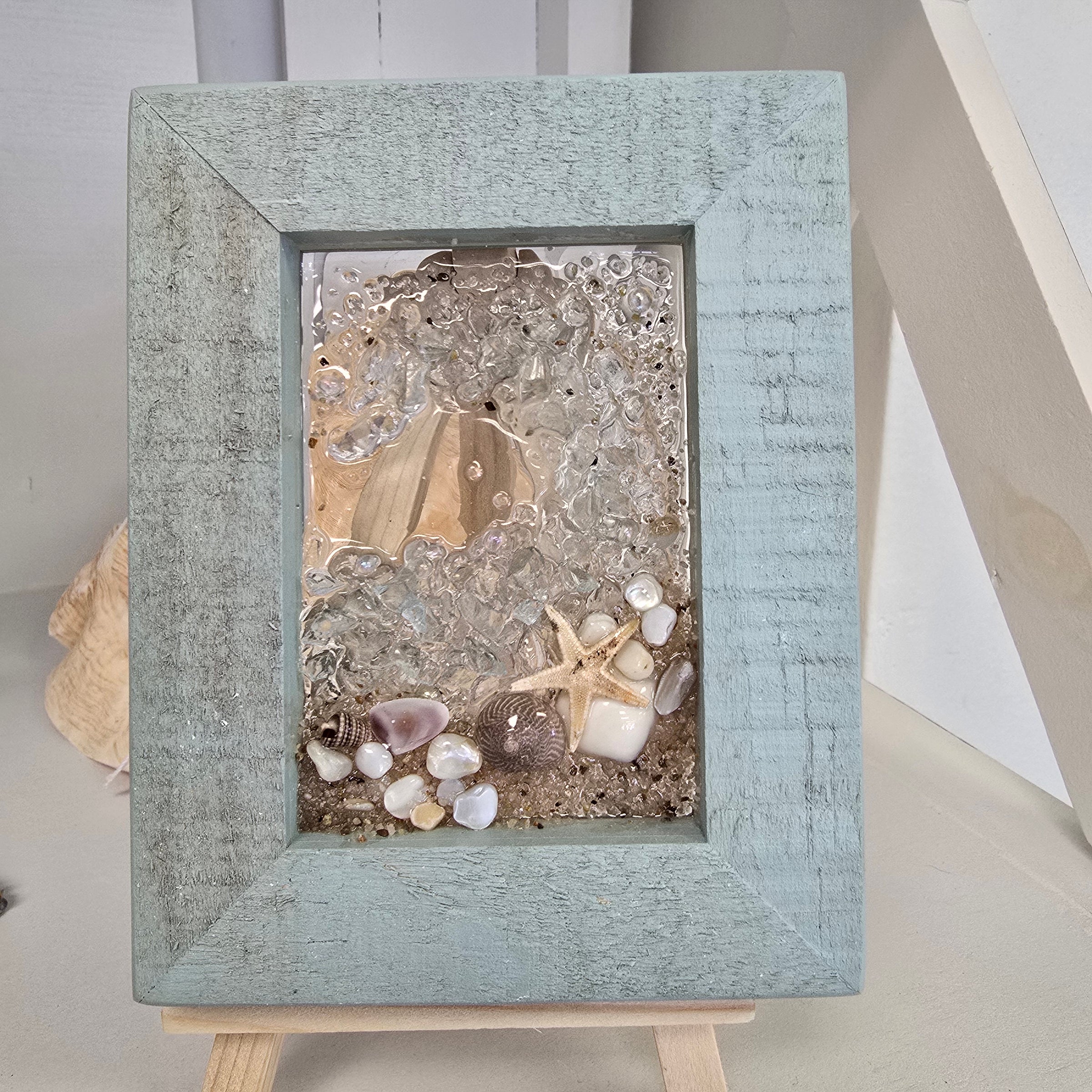 Assorted Mini Framed Resin Art w/ Wooden Easel