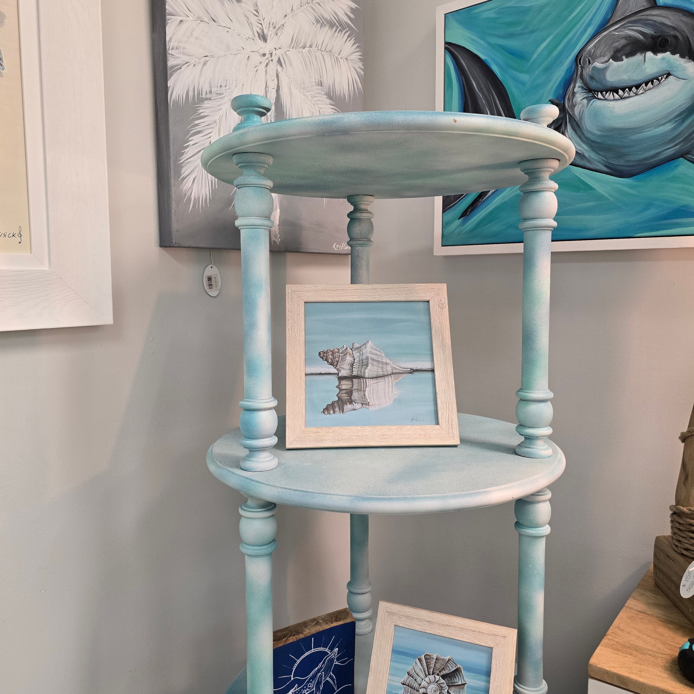 Round Corner Shelf