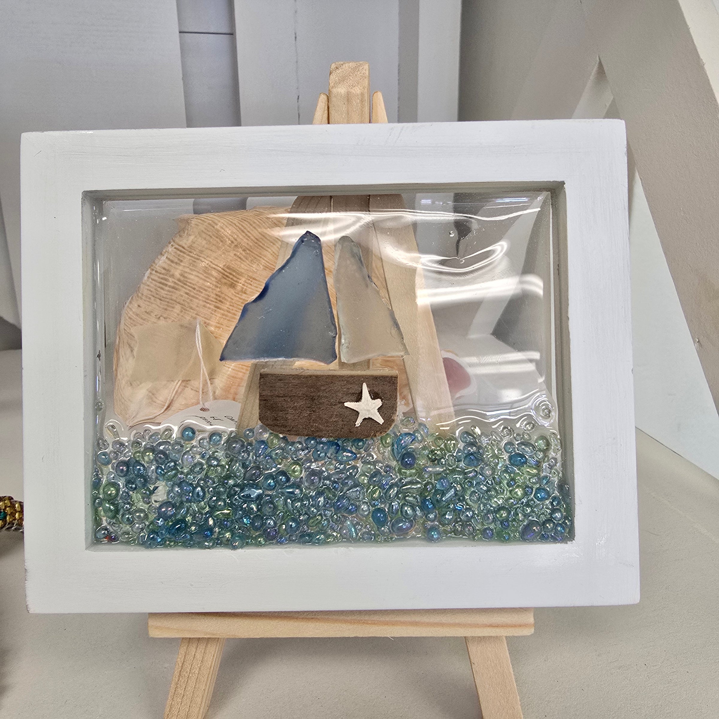 Assorted Mini Framed Resin Art w/ Wooden Easel