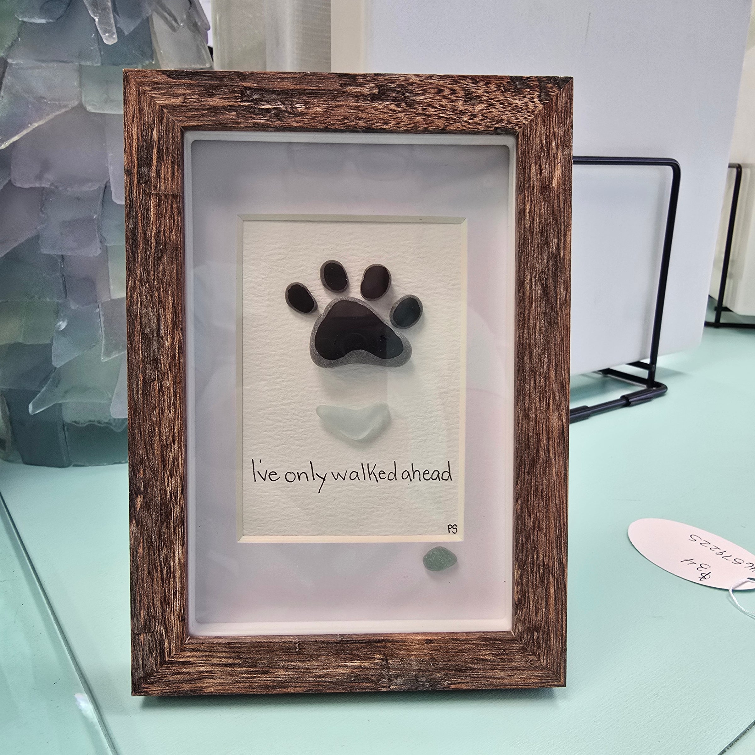 Pebble paw print